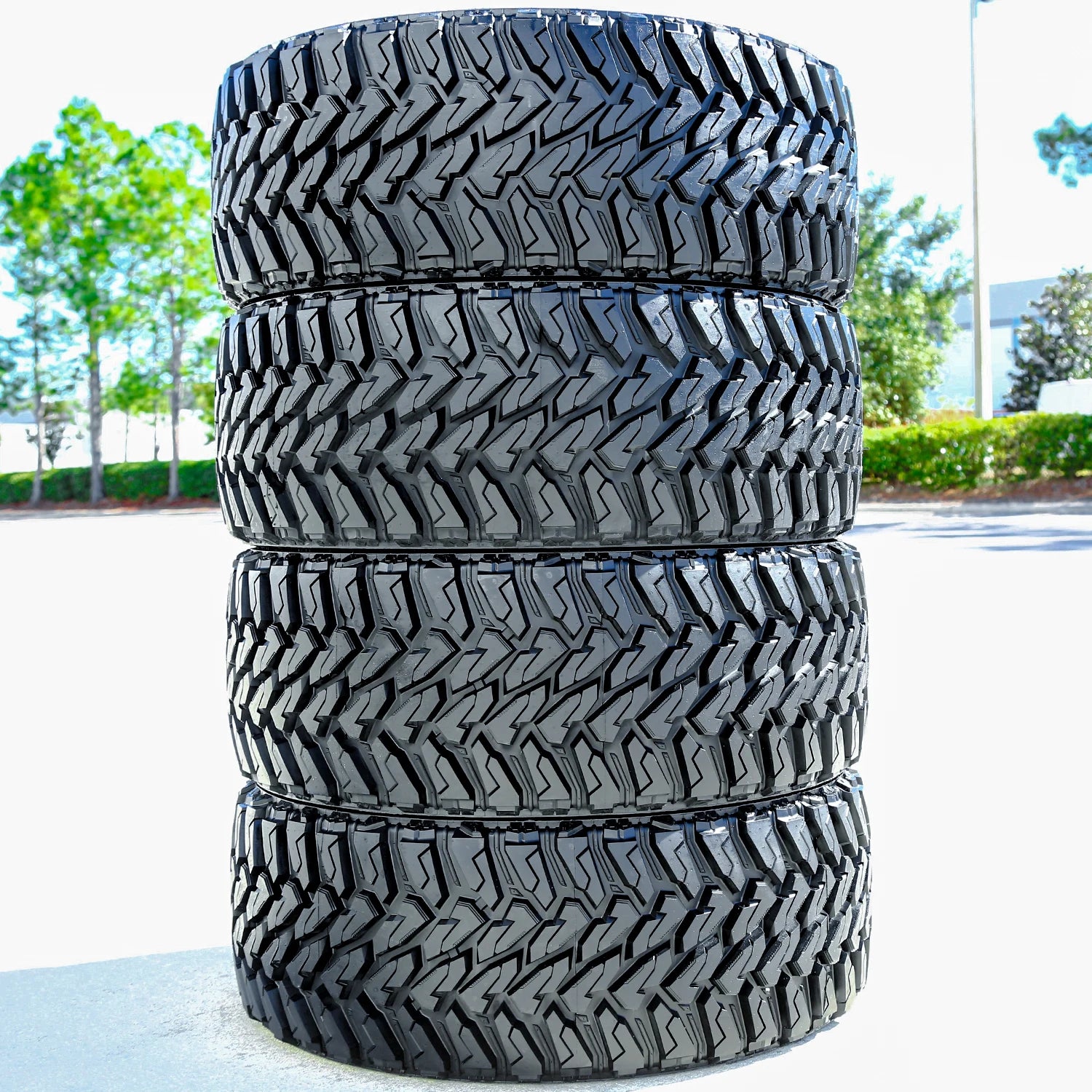 5 Tires Venom Power Terra Hunter M/T LT 35X13.50R20 Load F 12 Ply MT Mud