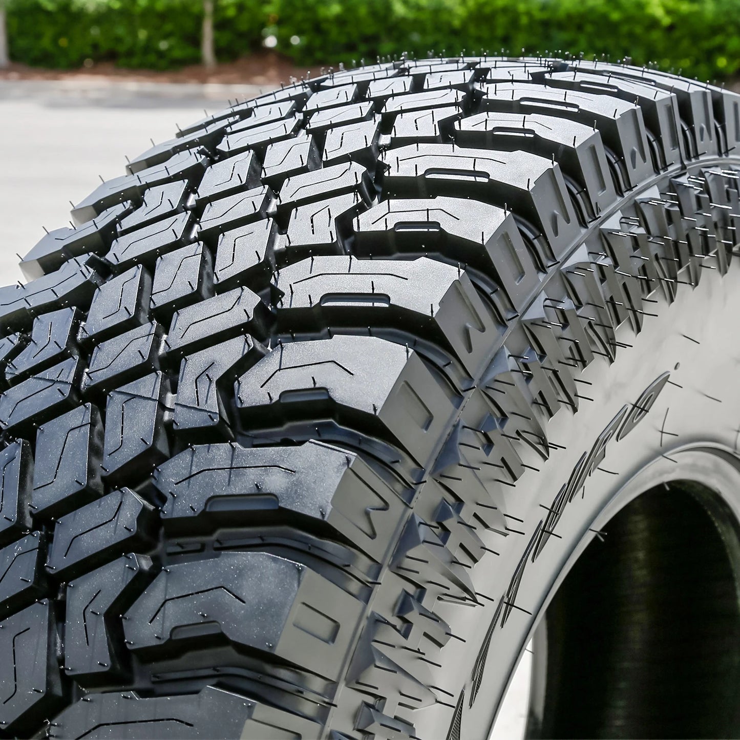 Tire Atturo Trail Blade X/T LT 275/70R18 125/122Q E 10 Ply XT Extreme Terrain