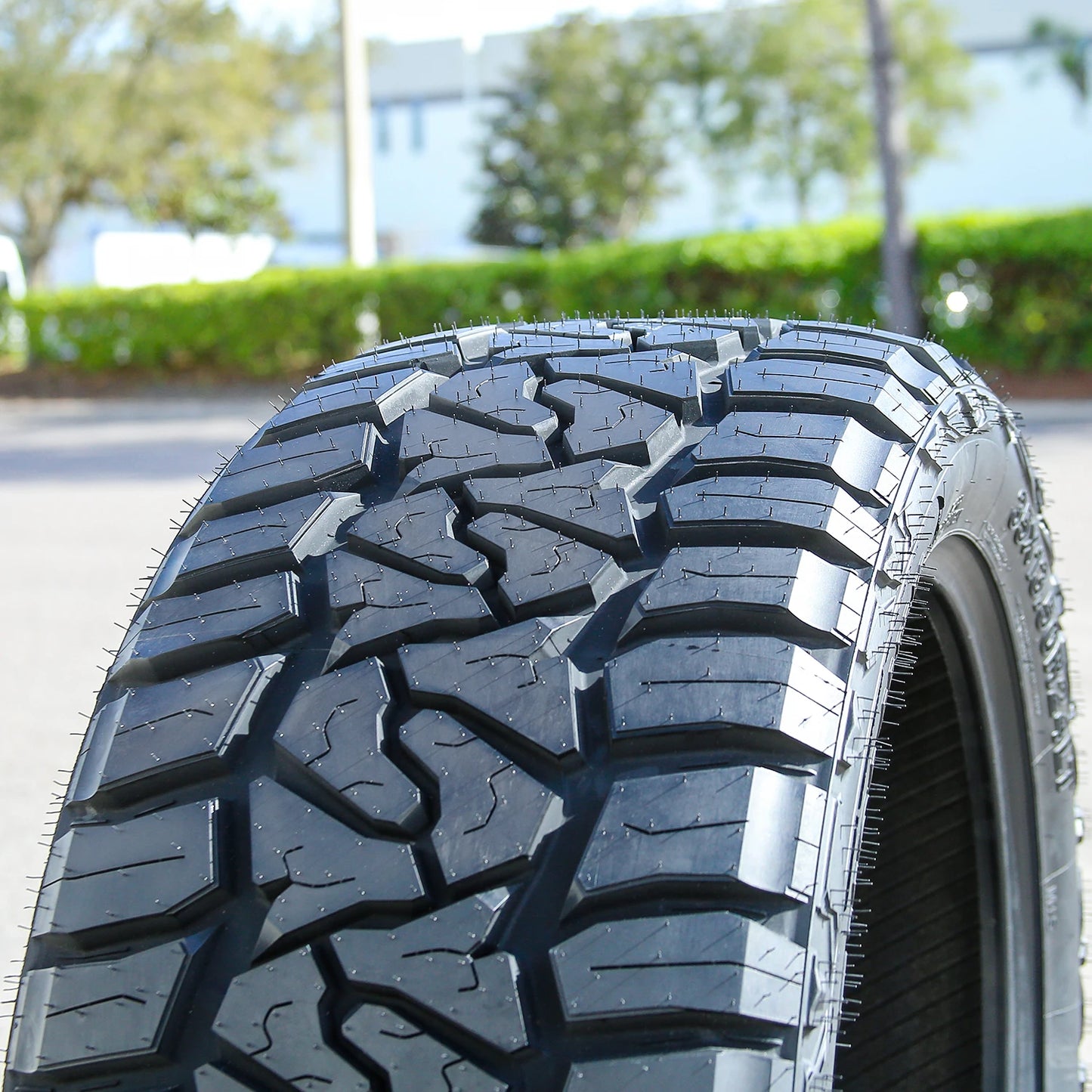 4 Tires Evoluxx Rotator R/T LT 35X13.50R24 Load F 12 Ply RT Rugged Terrain