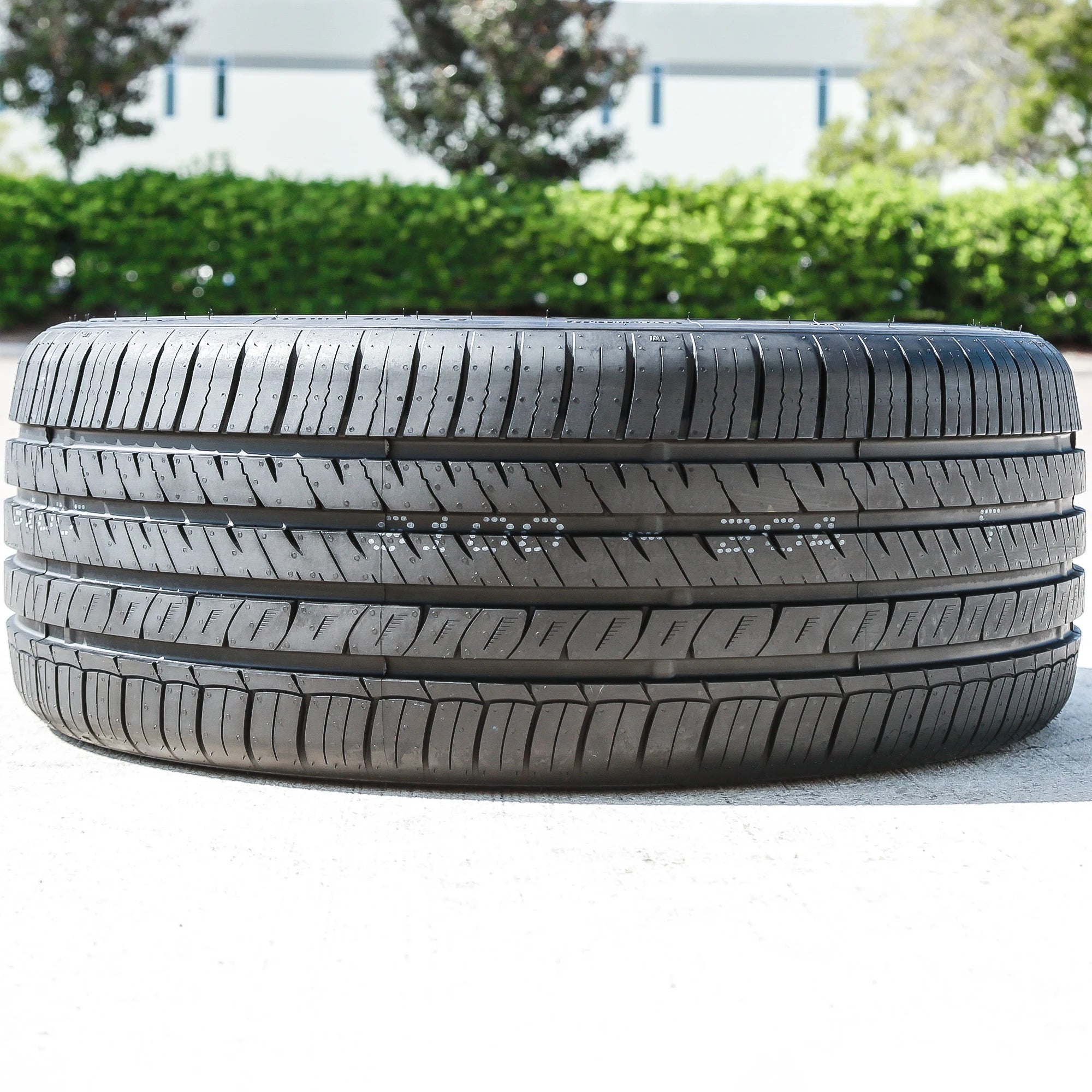 4 Tires Evoluxx Capricorn UHP 215/35R18 84W XL A/S All Season Performance