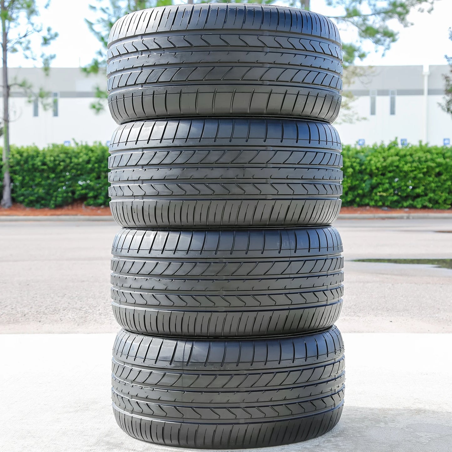 4 Tires Atturo AZ850 285/35R20 104Y XL (DC) High Performance