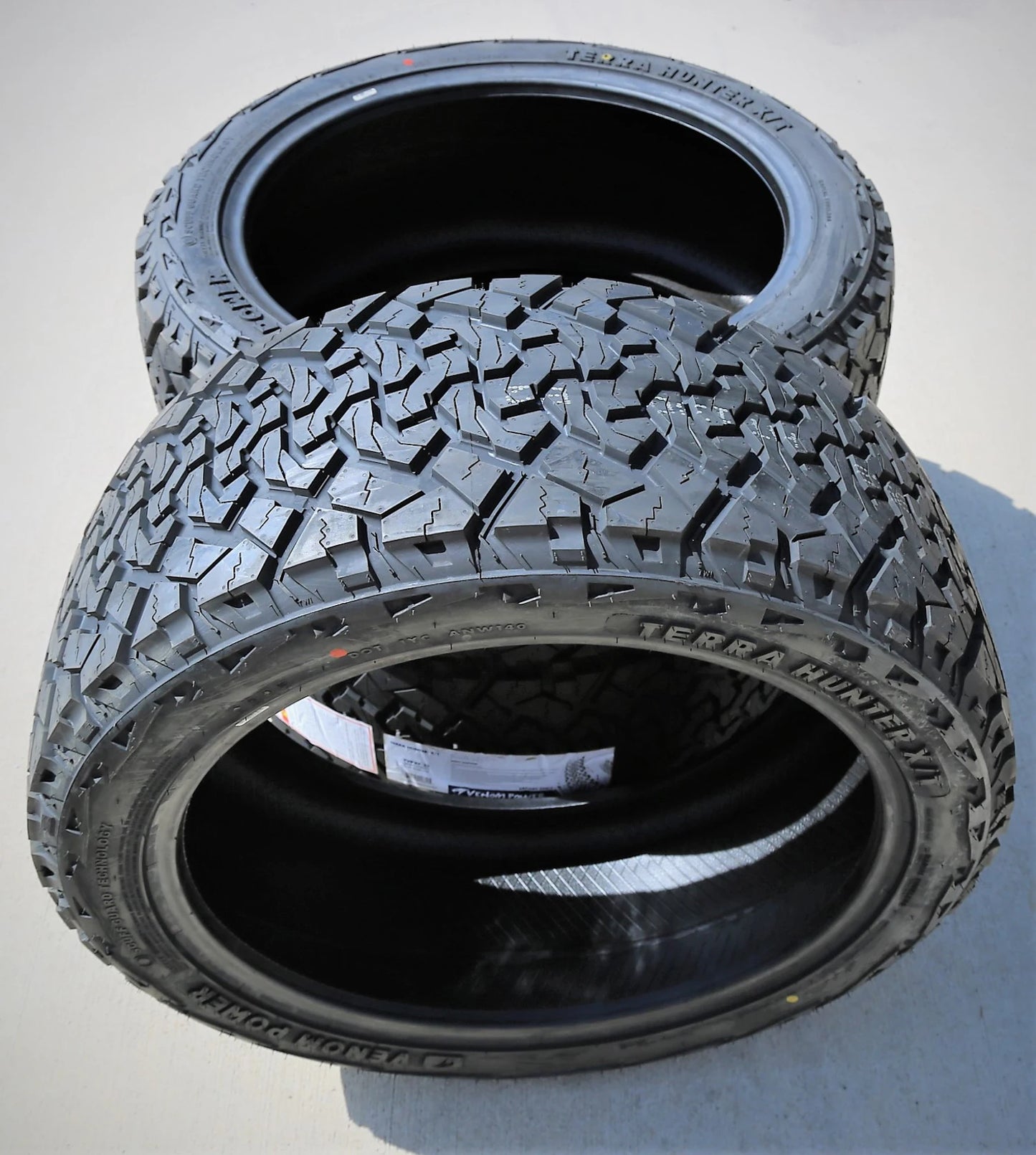 4 Tires Venom Power Terra Hunter X/T 285/45R22 114T XL Extreme Terrain