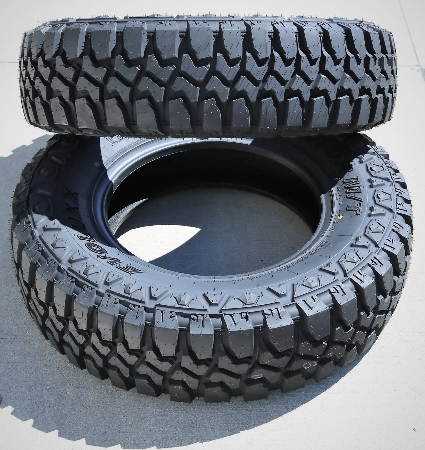 2 Tires Evoluxx Rotator M/T LT 305/70R16 Load E 10 Ply MT Mud
