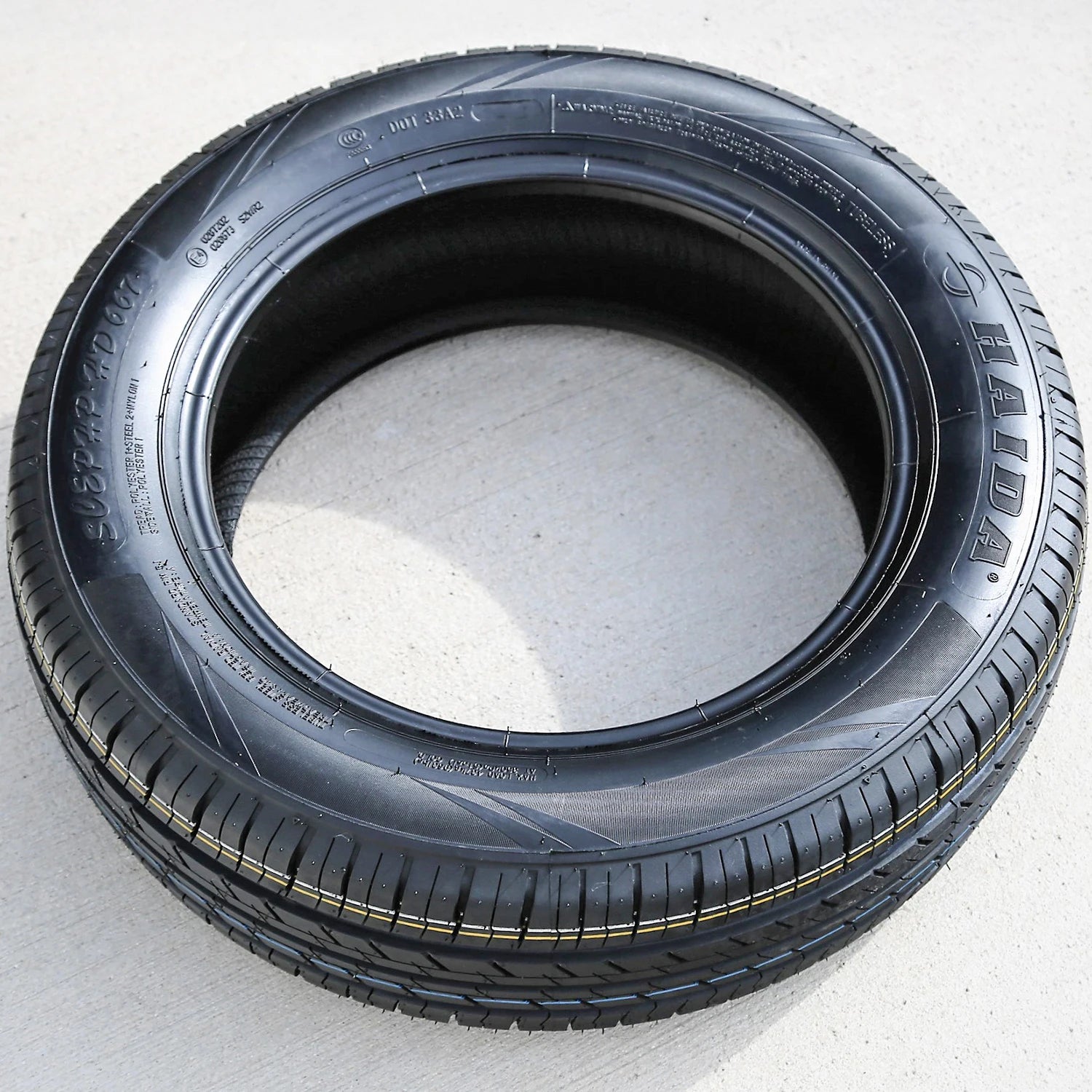 Tire Haida SCEPHP HD667 145/70R12 69Q A/S All Season