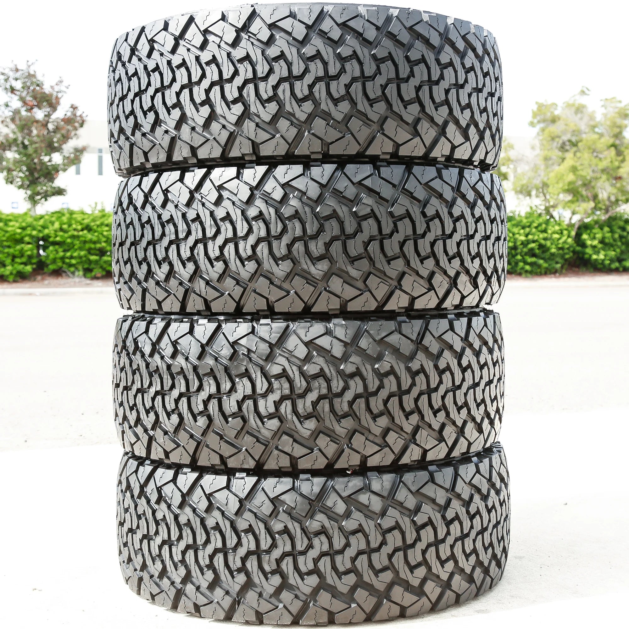4 Tires Venom Power Terra Hunter X/T LT 35X12.50R20 F 12 Ply Extreme Terrain