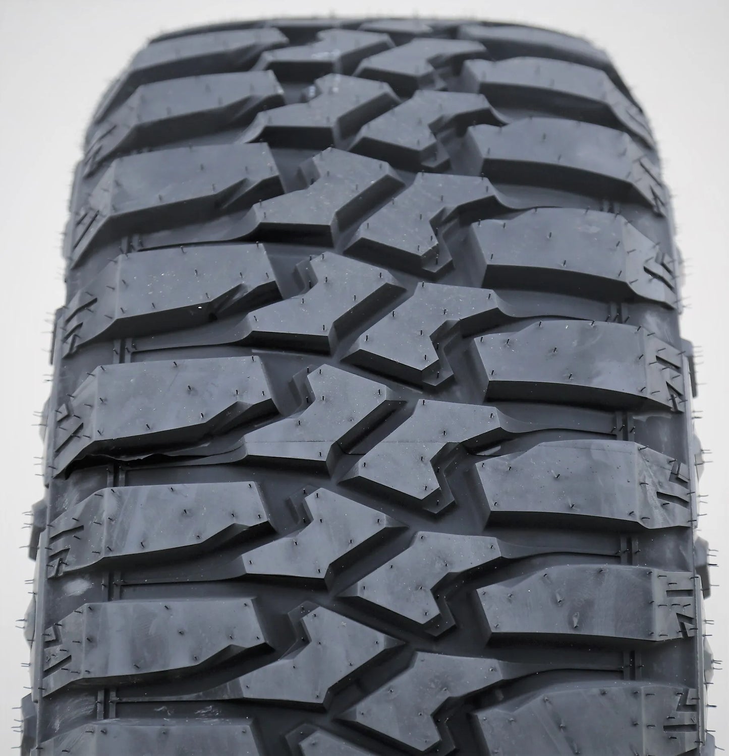 5 Tires Evoluxx Rotator M/T LT 33X12.50R18 Load F 12 Ply MT Mud