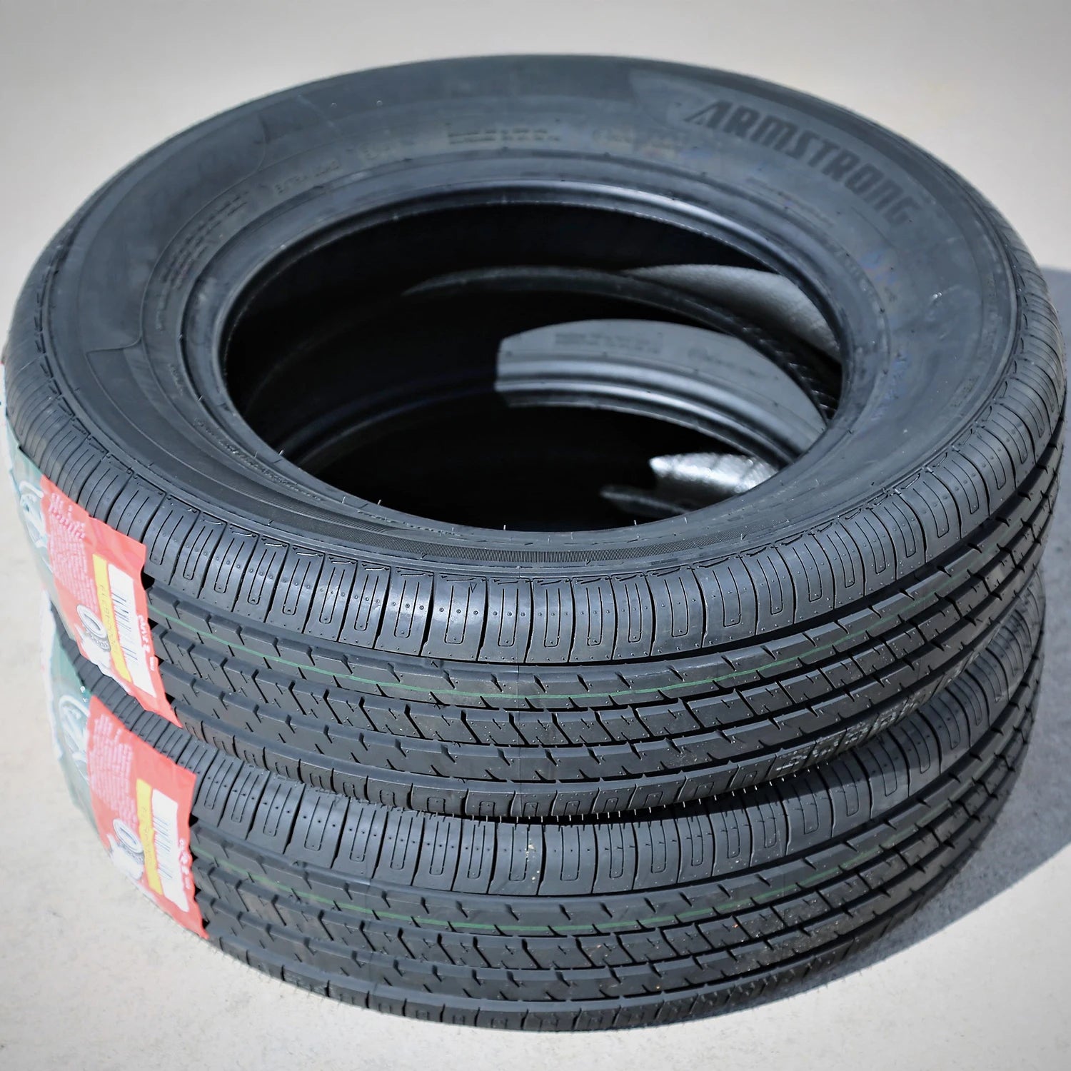 Tire Armstrong Blu-Trac PC 195/65R15 95H XL A/S All Season