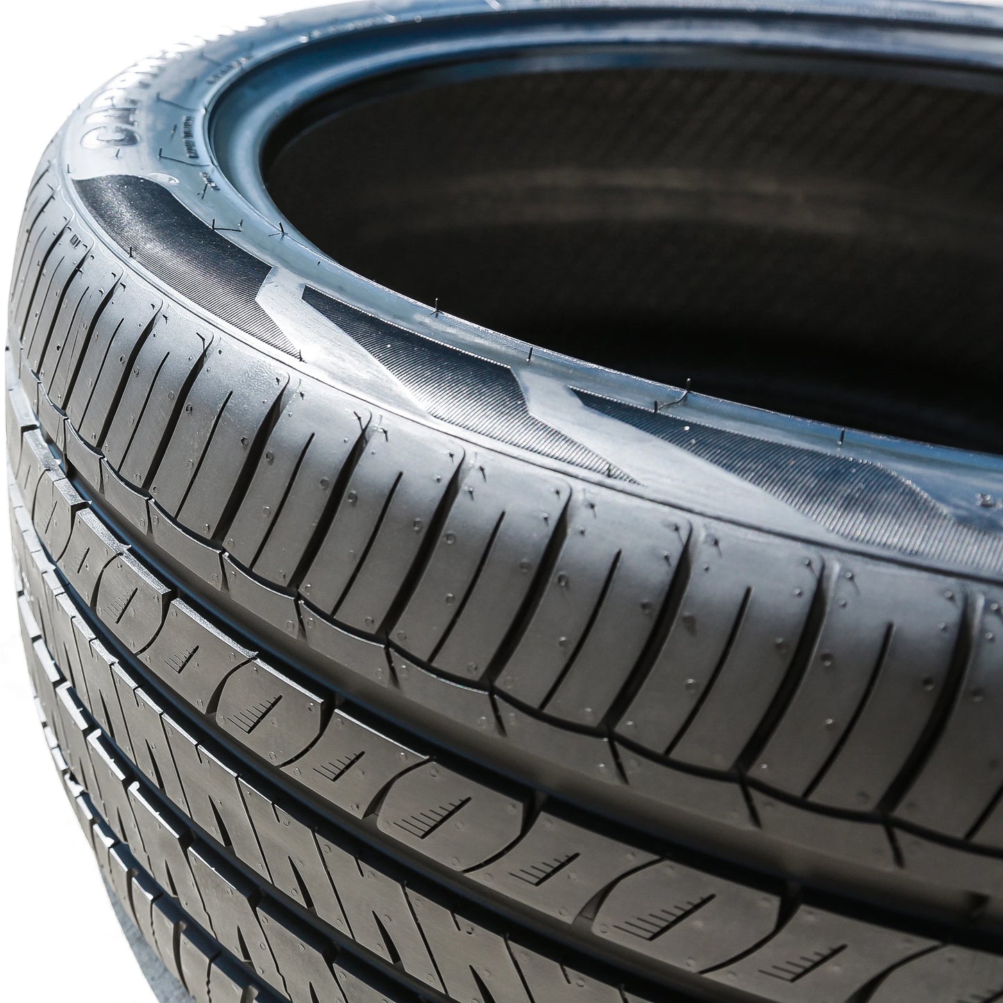 2 Tires Evoluxx Capricorn UHP 265/40R22 106V XL A/S All Season Performance