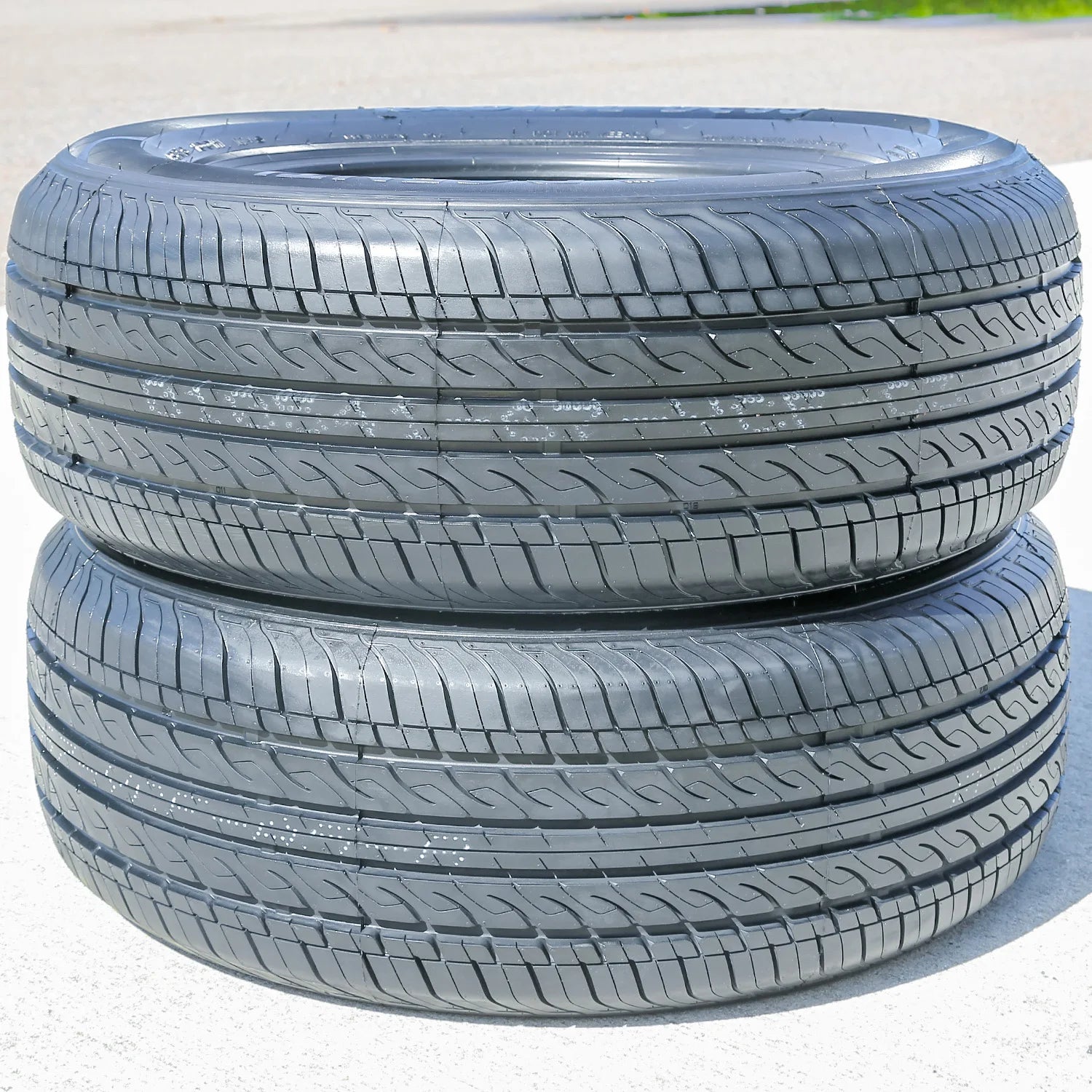 Tire Dcenti DC33 235/65R16 103H AS A/S All Season