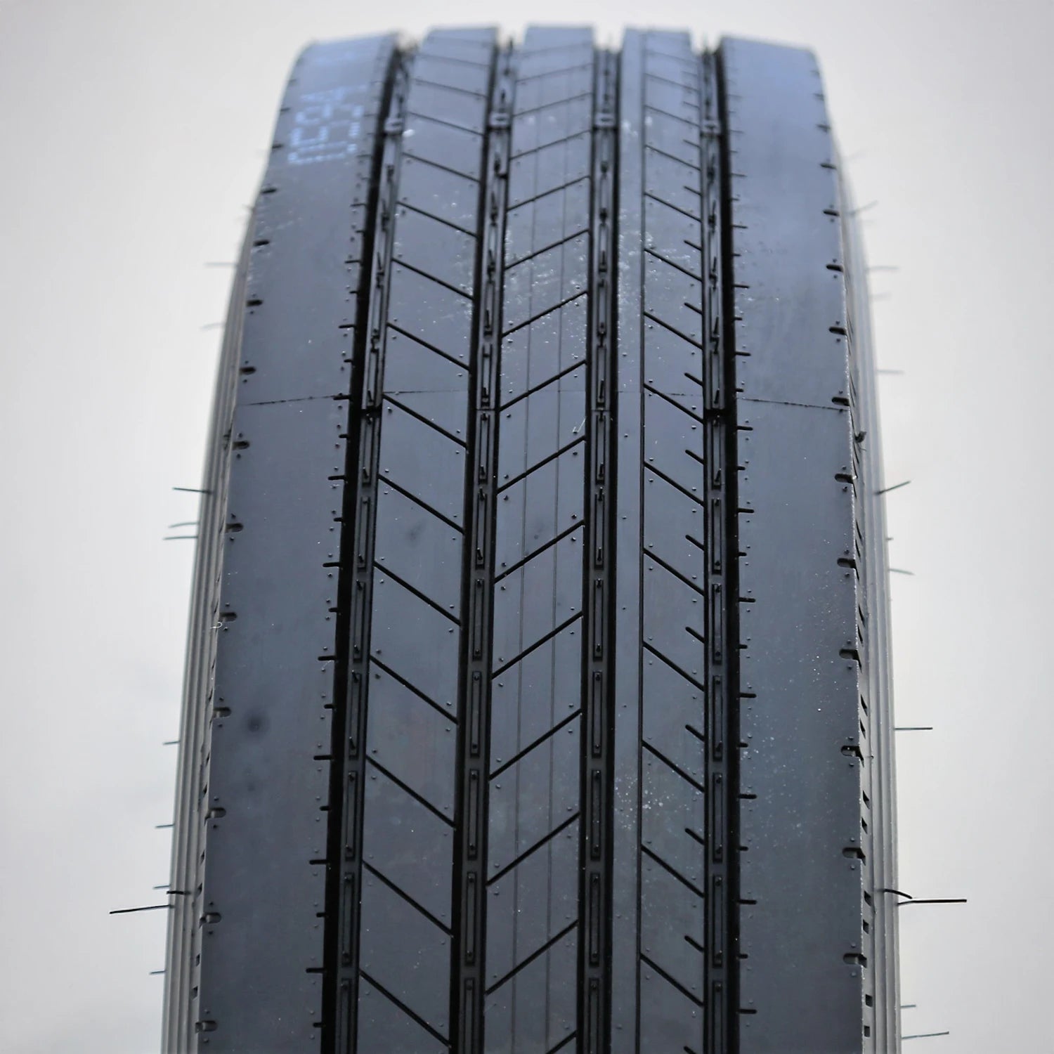 Tire Venom Power Primo Hauler All Steel ST 235/80R16 Load H 16 Ply Trailer