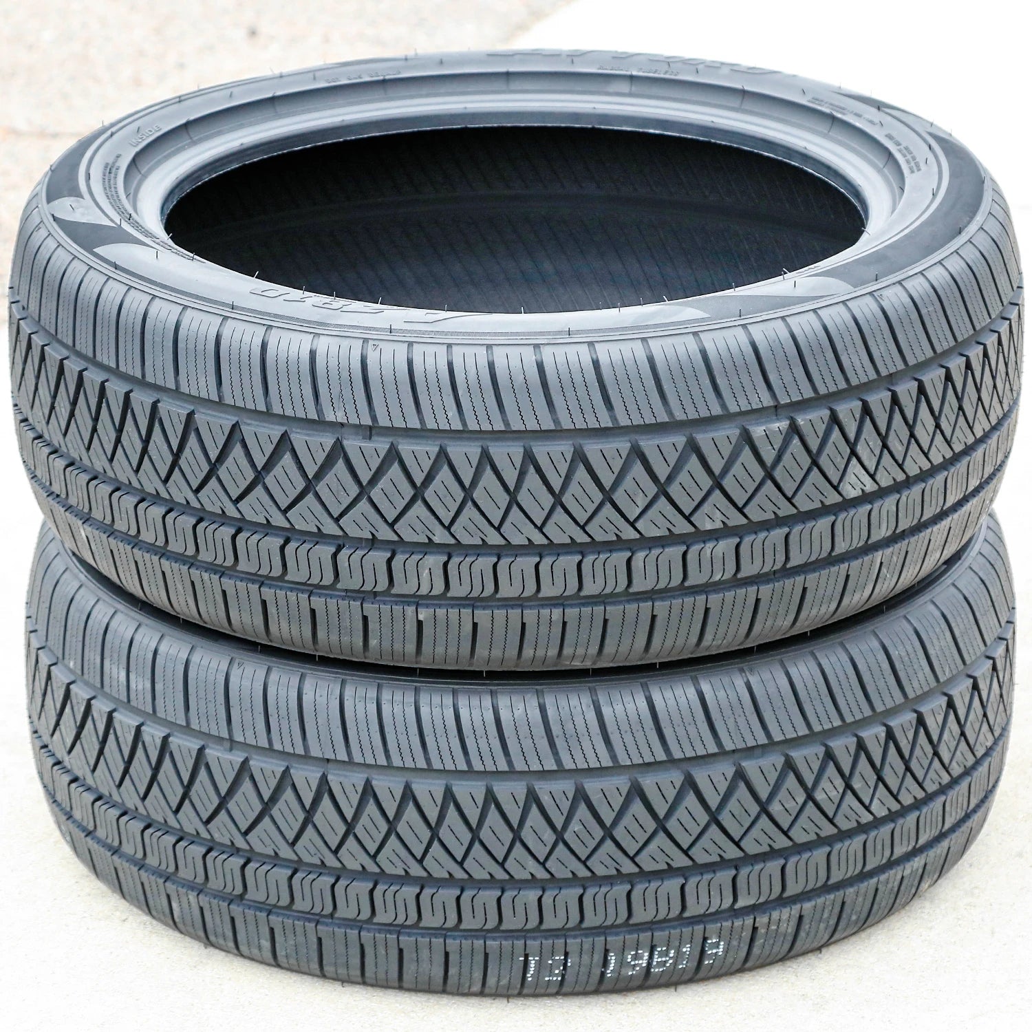 Tire Atturo AZ810 305/35R20 107Y XL All Weather High Performance