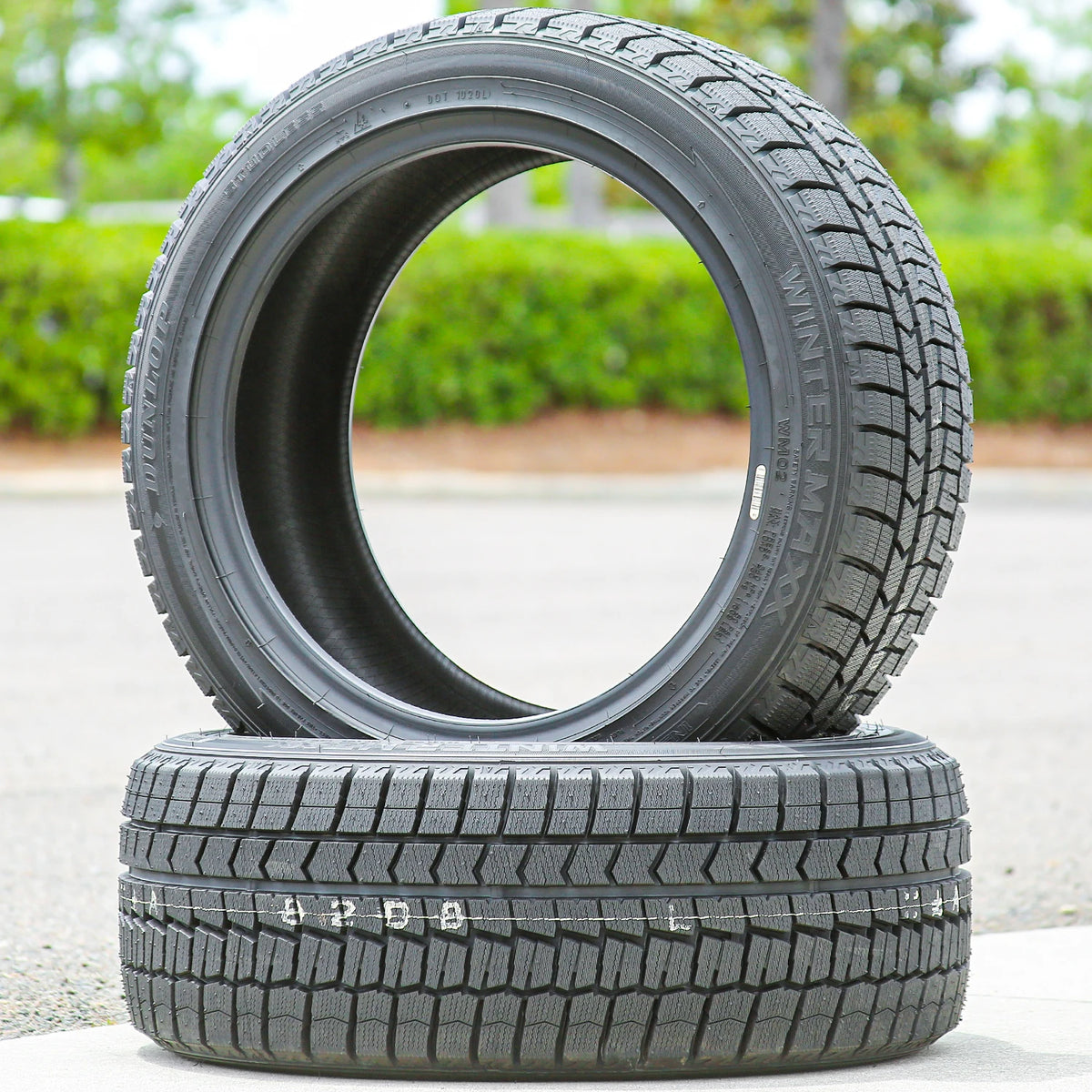 2 Tires Dunlop Winter Maxx 2 235/45R18 94T XL (Studless) Snow