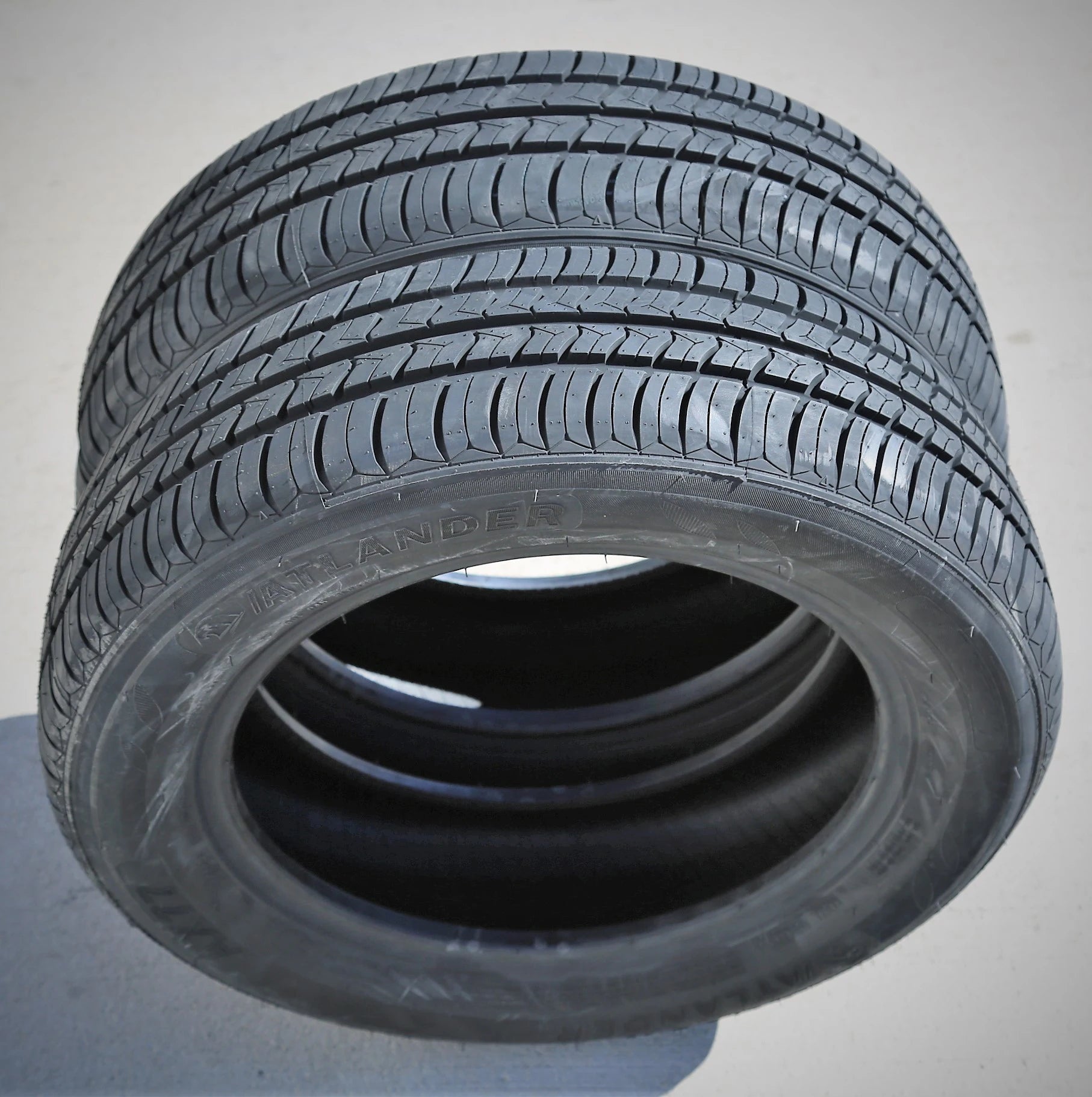 4 Tires Atlander AX-77 195/65R15 91V A/S
