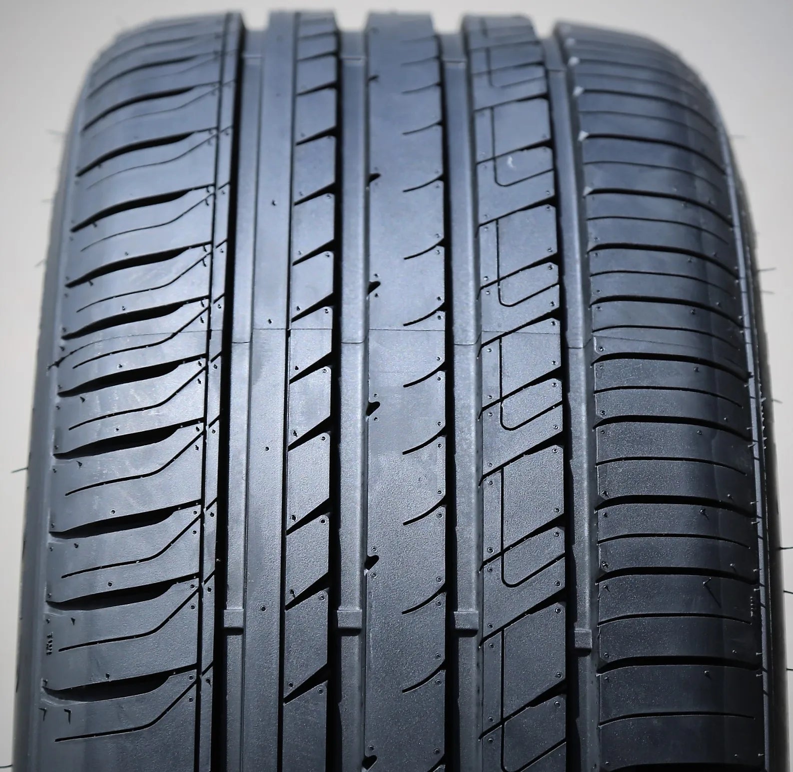 Tire Atlander AX-88 235/60R16 100H Performance