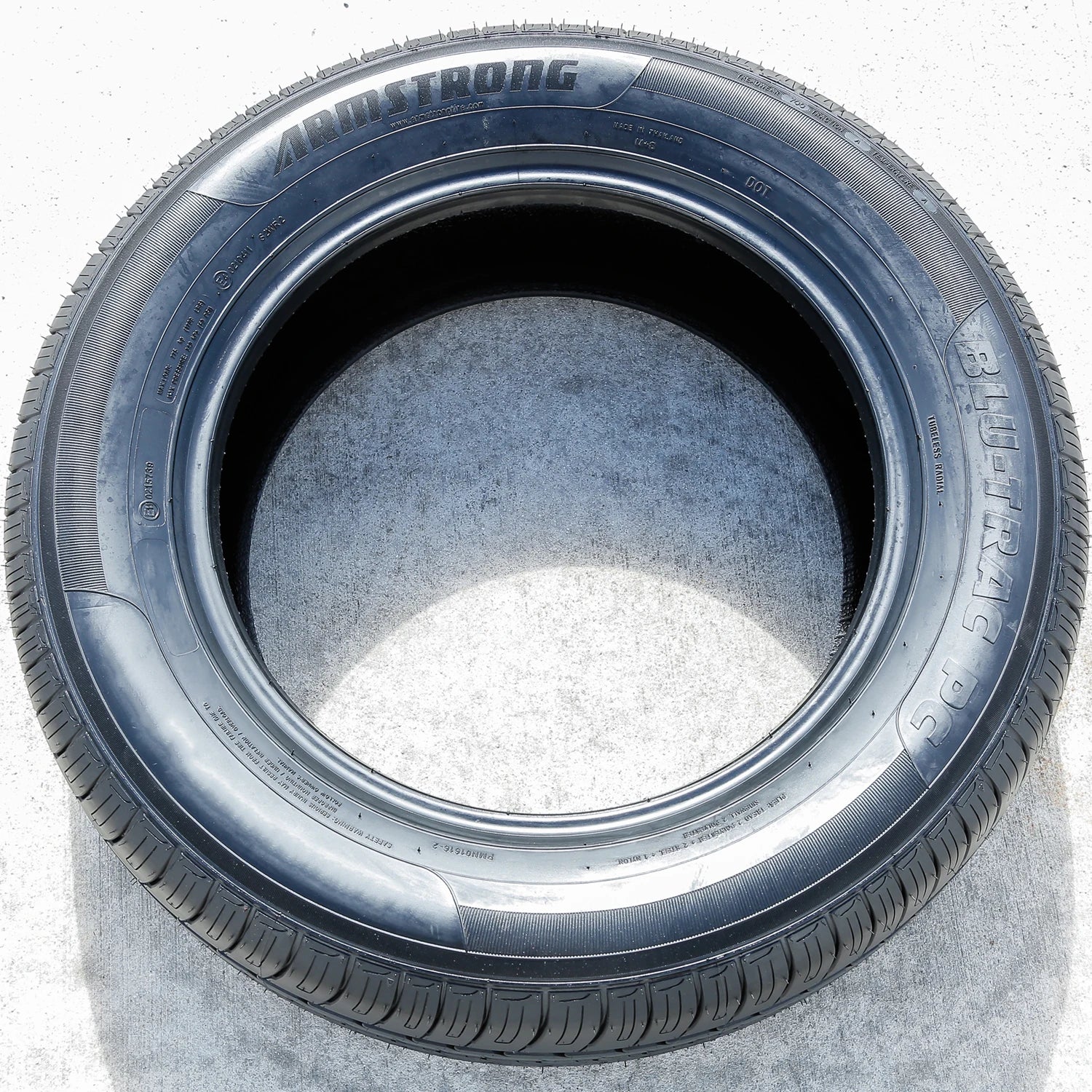 Tire Armstrong Blu-Trac PC 225/60R16 102V XL A/S All Season
