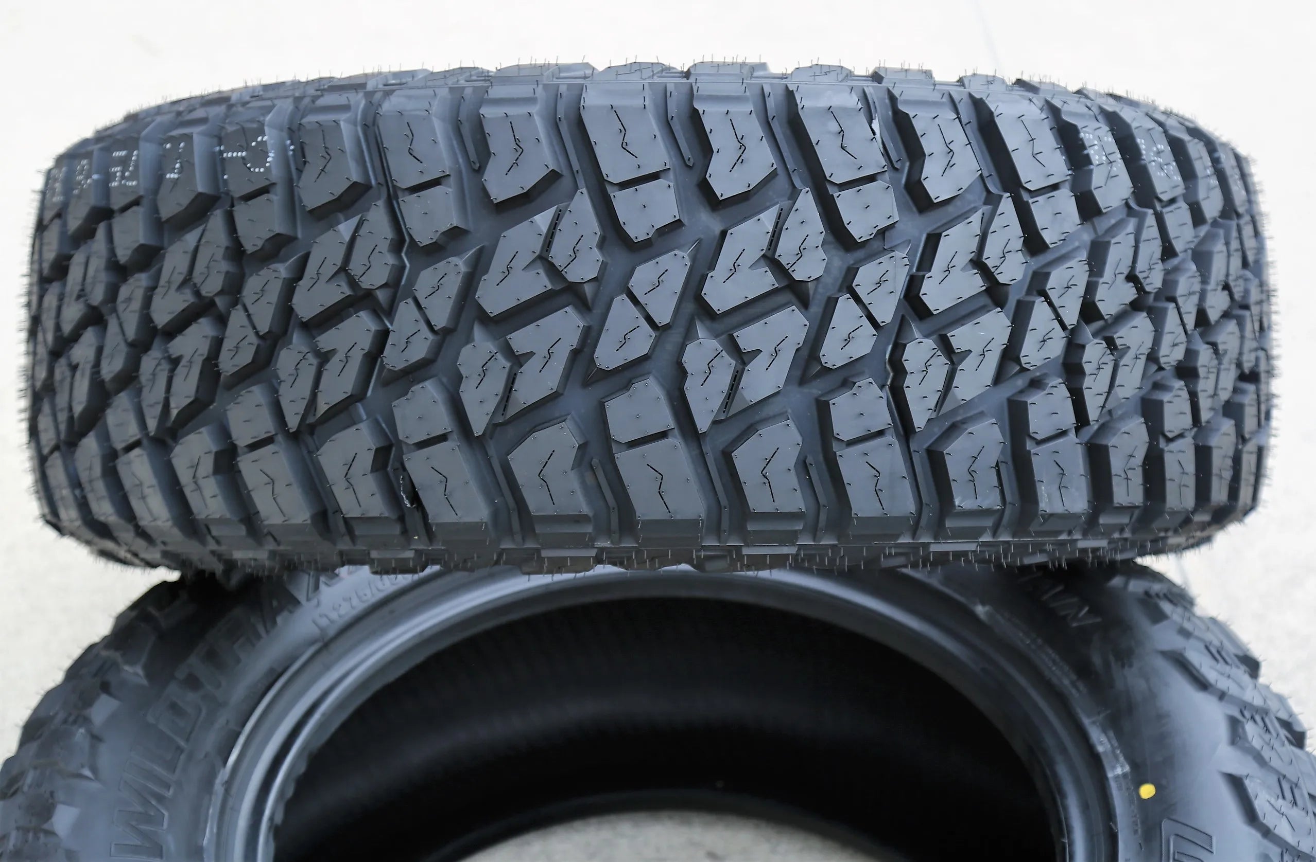 2 Tires Landspider Wildtraxx M/T LT 275/65R18 Load E 10 Ply AT A/T Mud Terrain