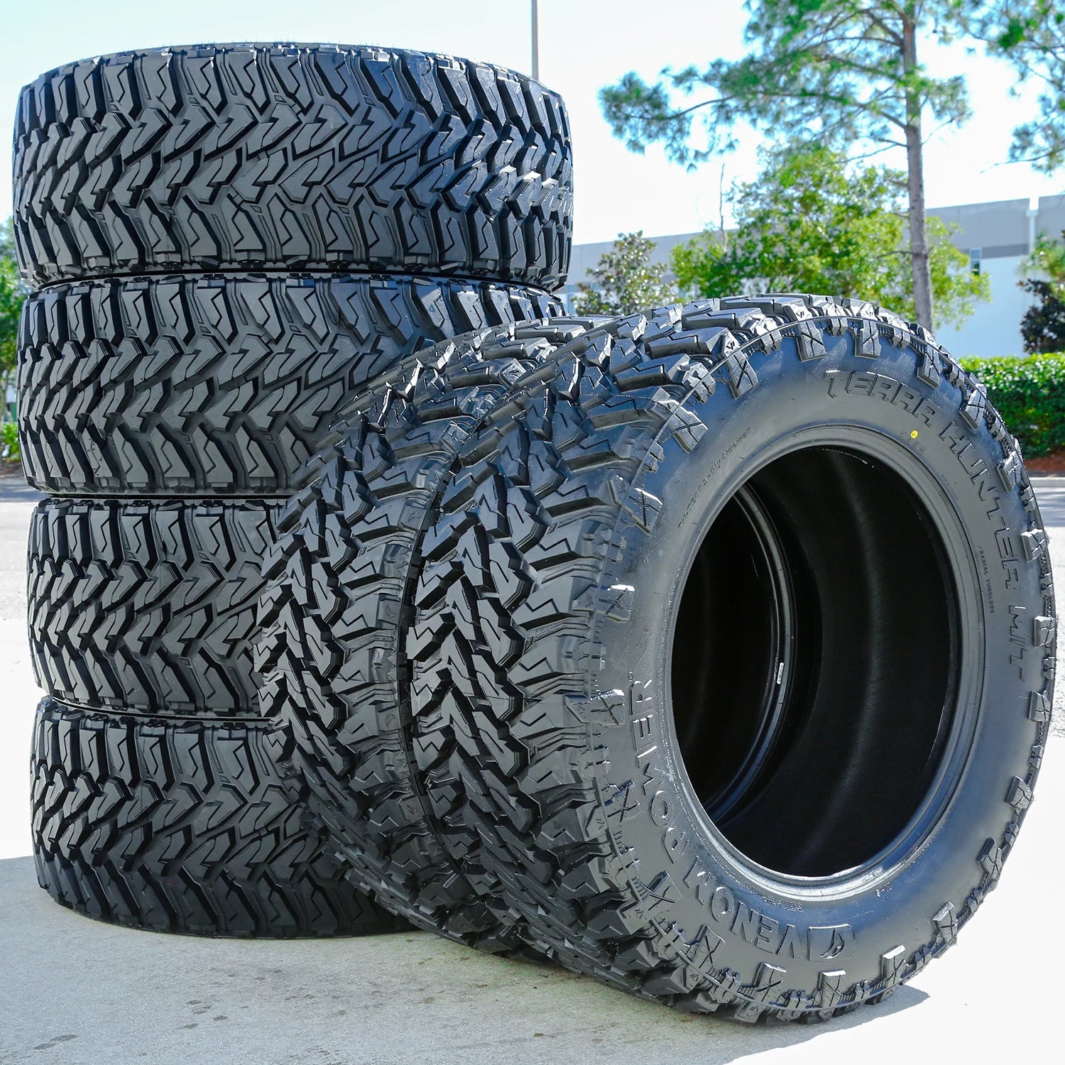 6 Tires Venom Power Terra Hunter M/T LT 35X12.50R22 117Q Load E 10 Ply MT Mud