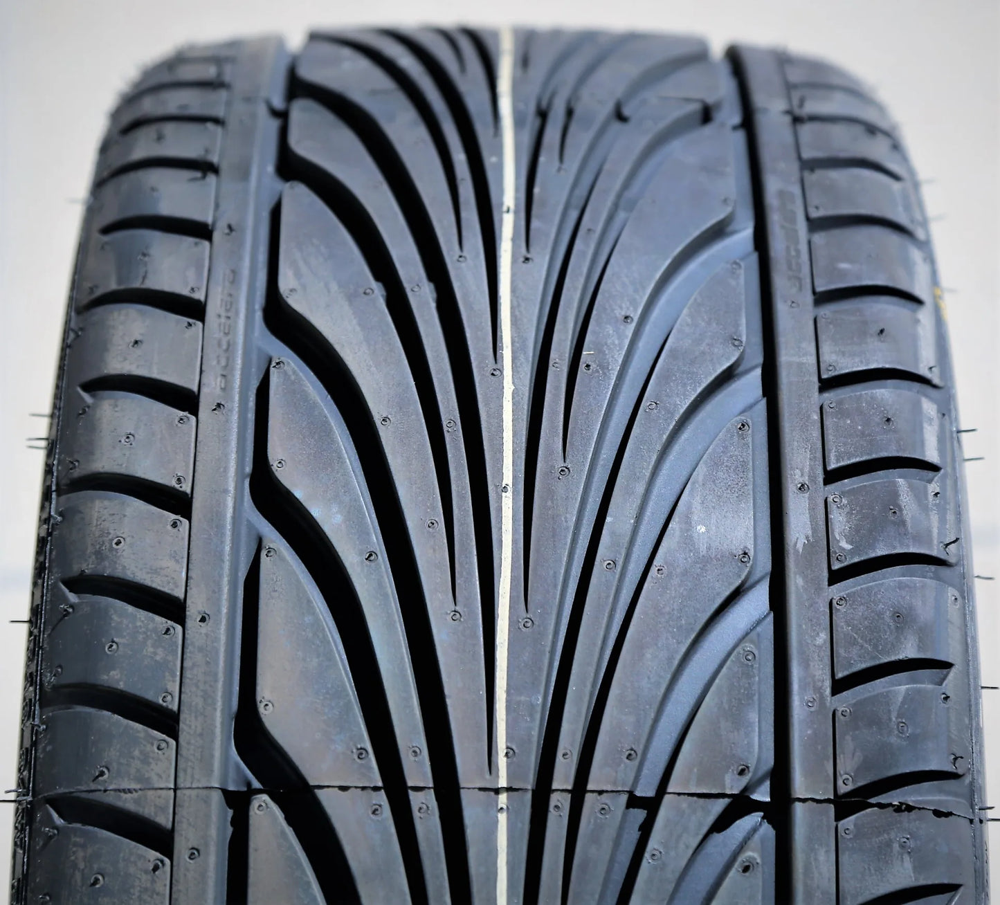 Tire Accelera Sigma 215/35ZR18 215/35R18 84W XL High Performance