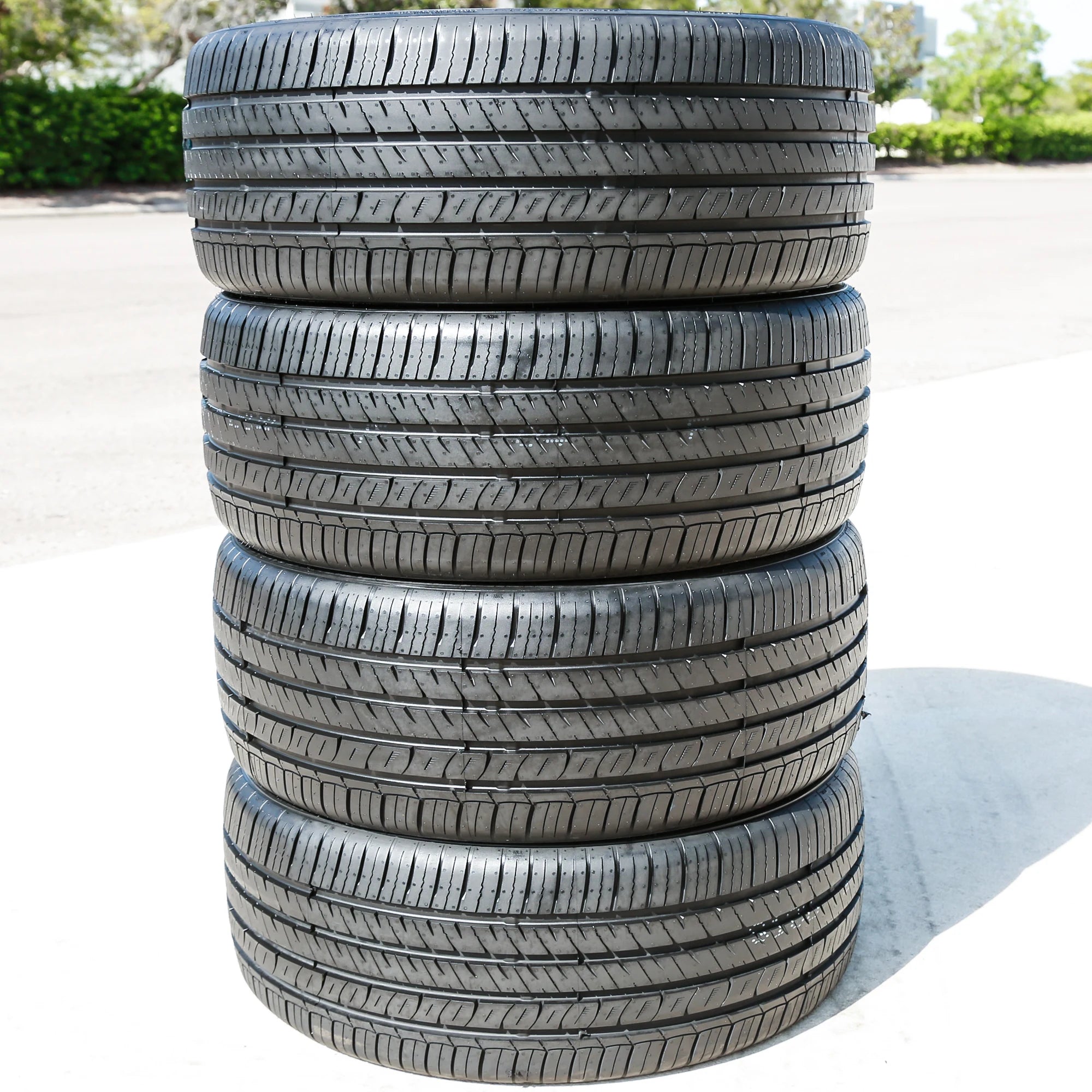 4 Tires Evoluxx Capricorn UHP 215/35R18 84W XL A/S All Season Performance