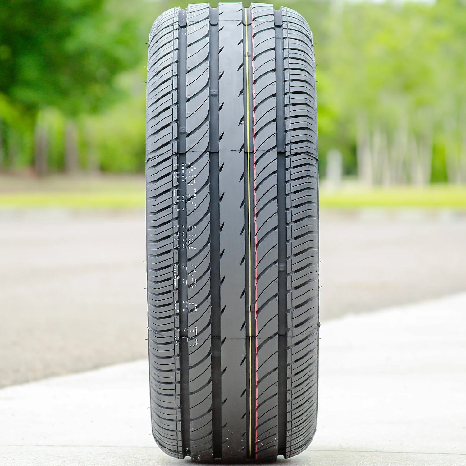 One Arroyo Grand Sport 2 235/55R18 100W A/S High Performance Tire