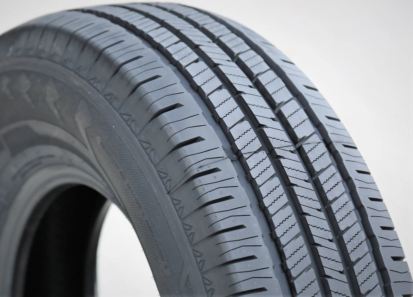 Tire Atlas Paraller H/T 245/75R16 111T A/S All Season