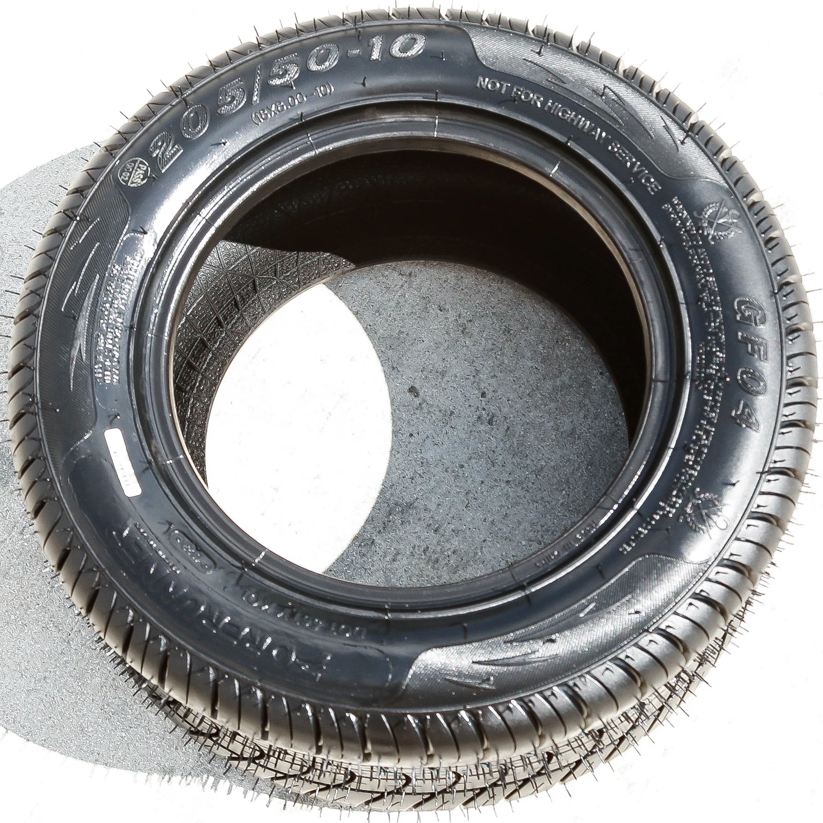 Tire Forerunner GF04 205/50-10 4 Ply Golf Cart