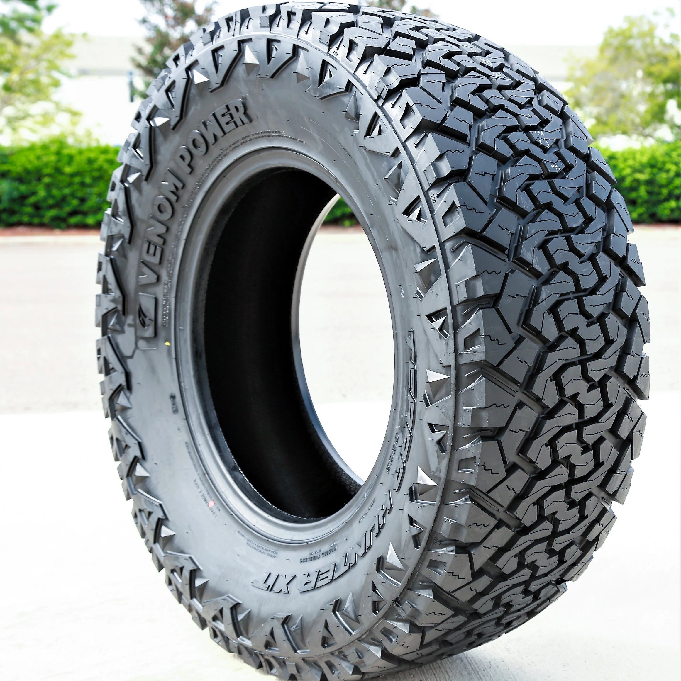 Tire Venom Power Terra Hunter X/T LT 33X12.50R18 Load E 10 Ply Extreme Terrain