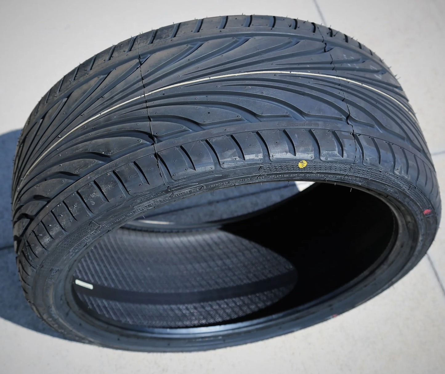 Tire Accelera Sigma 215/35ZR18 215/35R18 84W XL High Performance