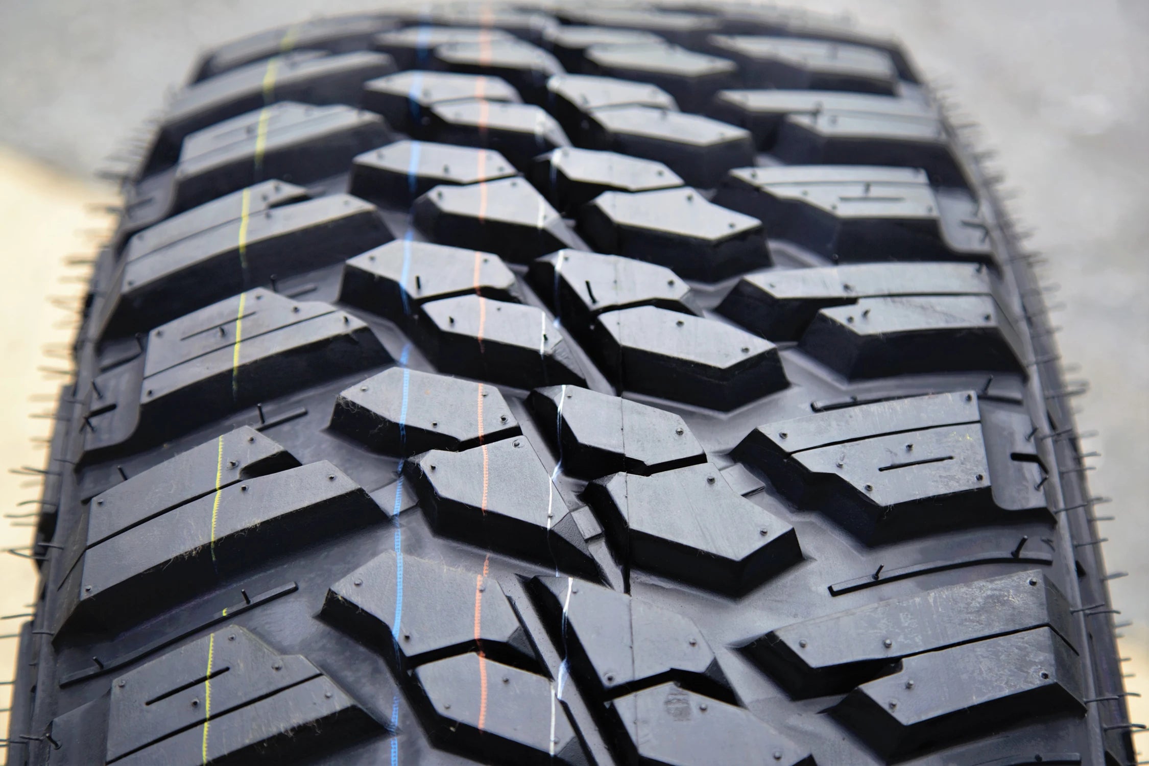 Tire Kanati Mud Hog M/T LT 37X12.50R20 Load E 10 Ply MT Mud