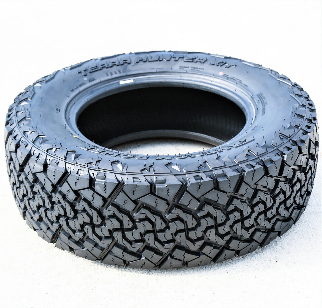 Tire Venom Power Terra Hunter X/T 235/60R18 107H XL XT Extreme Terrain