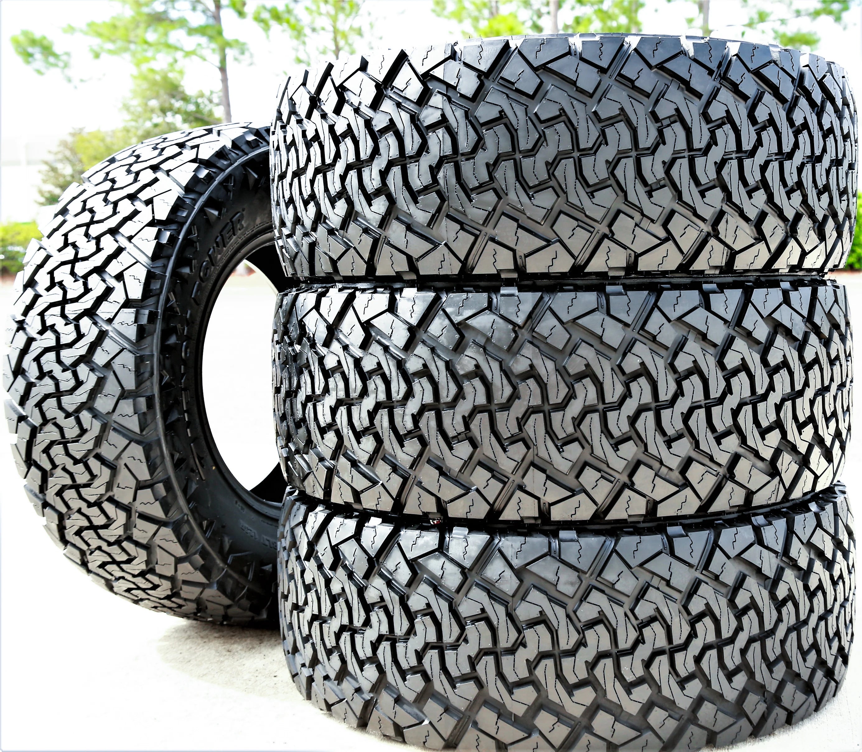 4 Tires Venom Power Terra Hunter X/T 265/65R17 112T XT Extreme Terrain