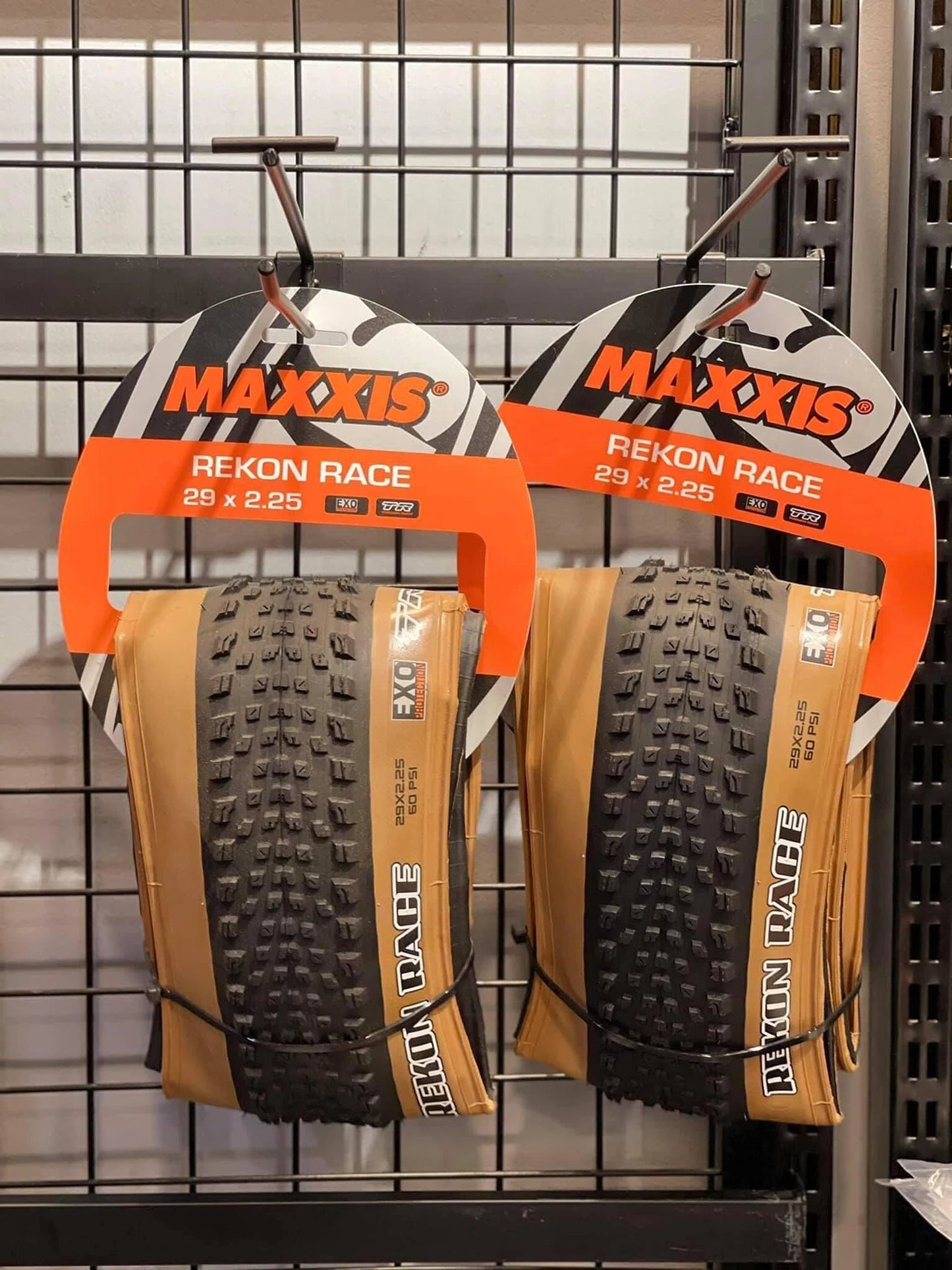 MAXXIS Tubeless REKON RACE EXO TR(M355RU) FOLDABLE TIRE OF BICYCLE MTB Mountain Bikes 29x2.25/2.35 Tubeless Tire 29 Bicycle Tyre