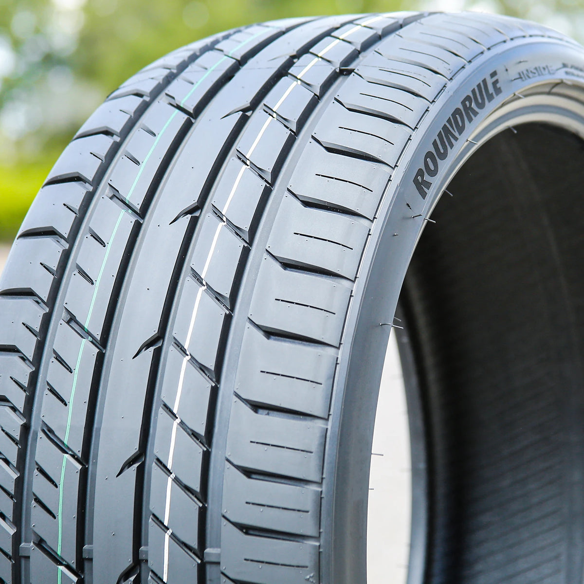 2 Roundrule Migaloo 285/35R21 ZR 101W All Weather High Performance Tires