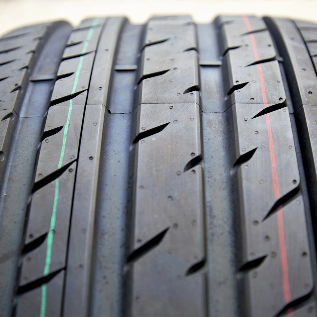 Haida LECP HD927 215/35R19 ZR 85W XL Summer High Performance Tire UTQG 340AA