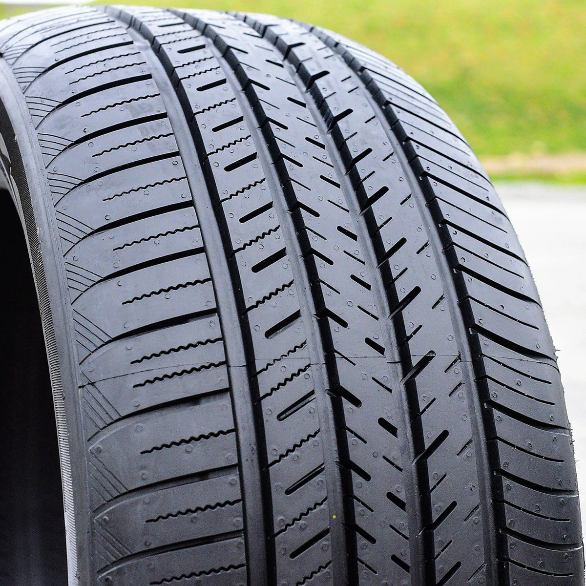 2 Atlas Tire Force UHP 195/40R17 81V XL All Season 50k Mi Warranty UTQG 520AAA