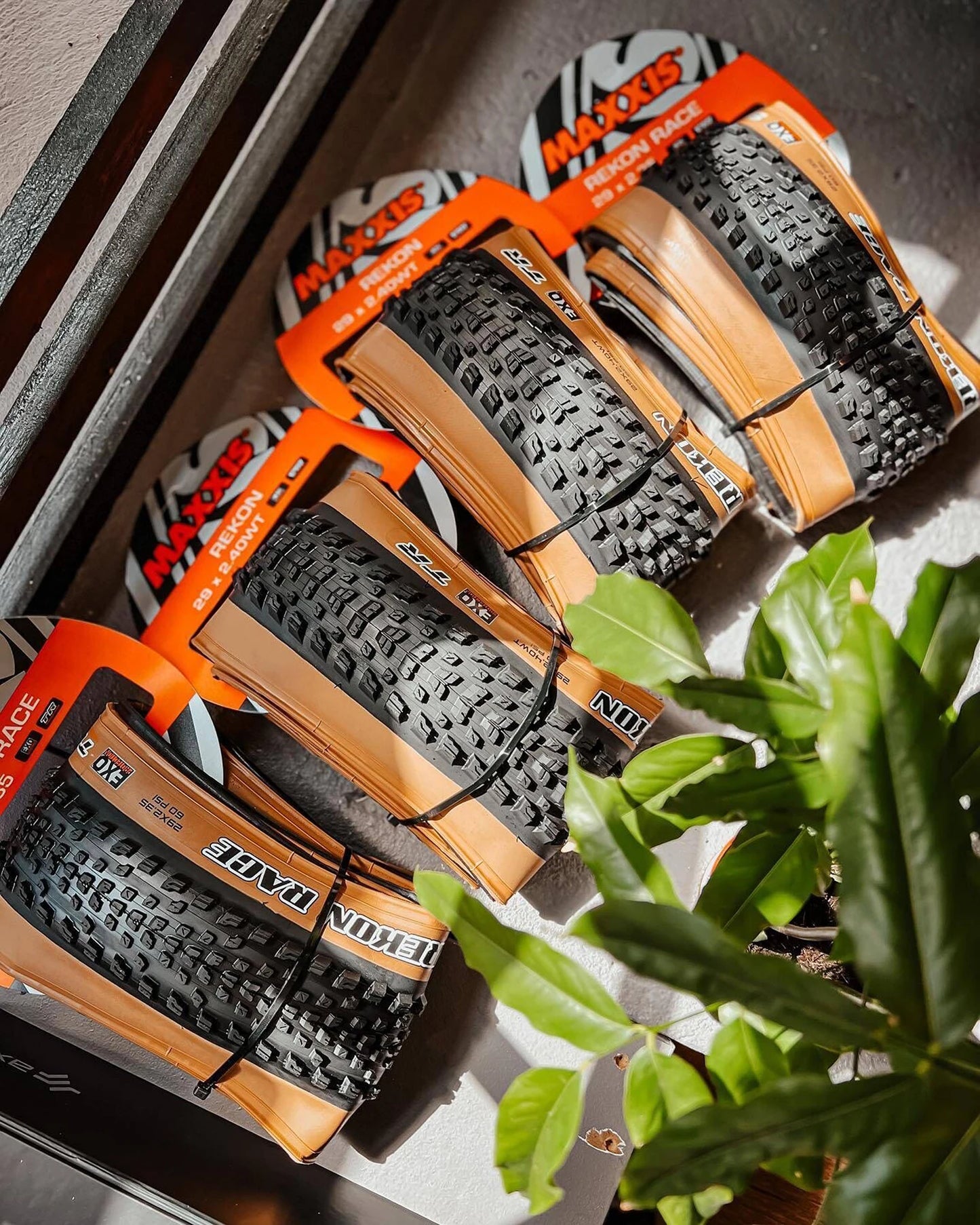 MAXXIS Tubeless REKON RACE EXO TR(M355RU) FOLDABLE TIRE OF BICYCLE MTB Mountain Bikes 29x2.25/2.35 Tubeless Tire 29 Bicycle Tyre