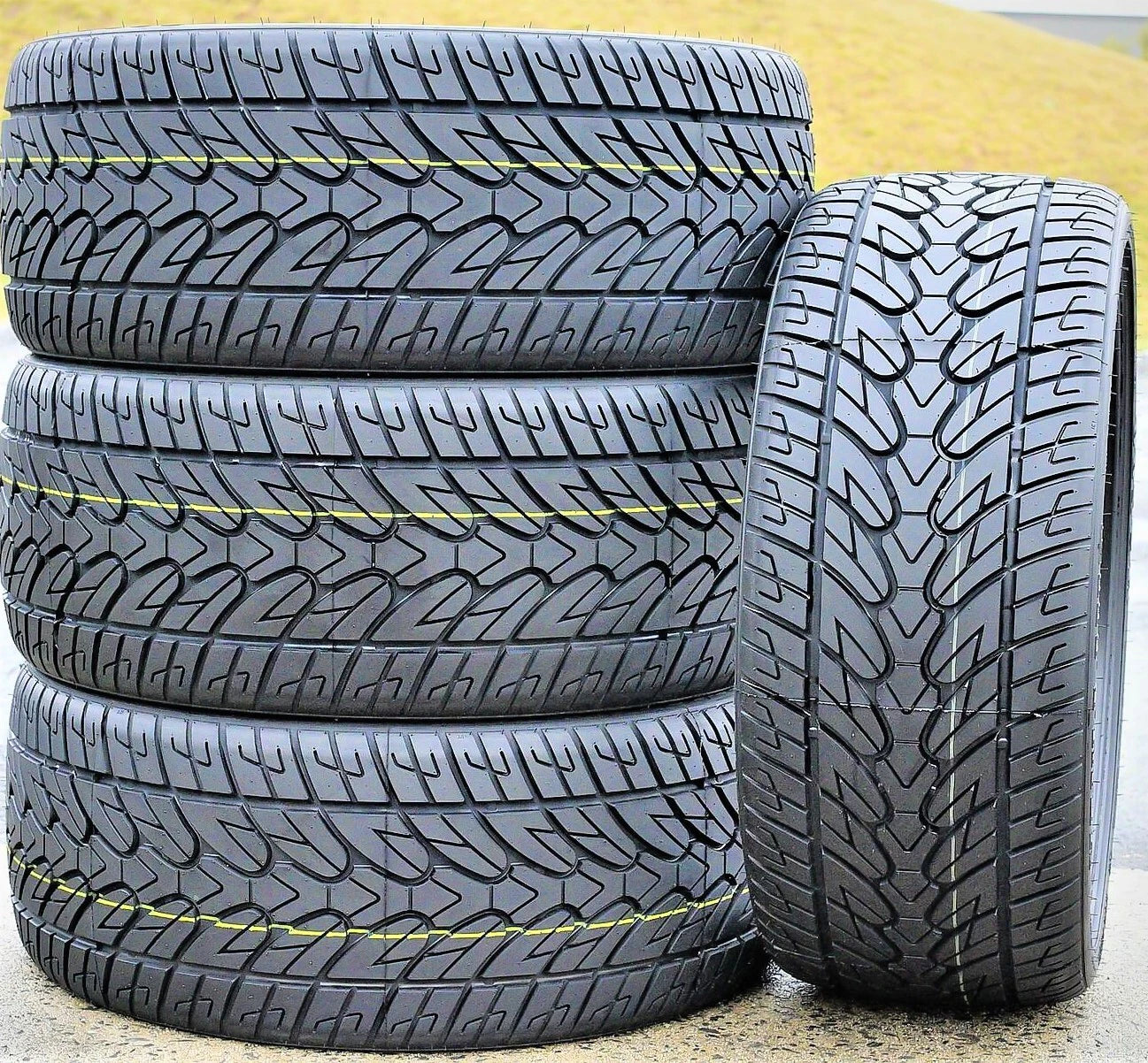 4 New Fullway HS266 305/35R24 112V XL A/S Performance Tires