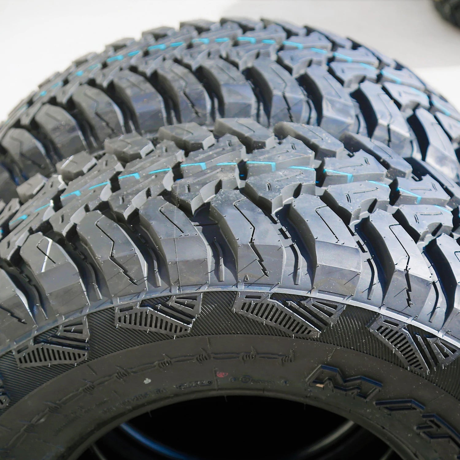 Tire Accelera M/T-01 265/60R18 110Q MT M/T Mud