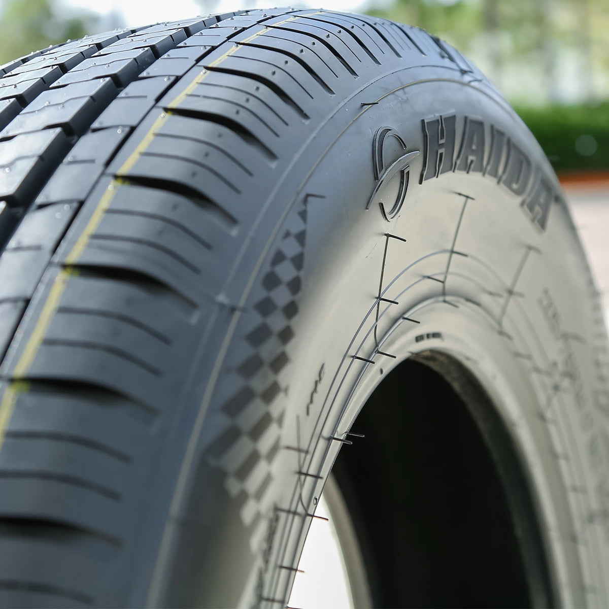 Haida HD737 205/75R16 110/108R D 8 Ply Van Commercial Tire