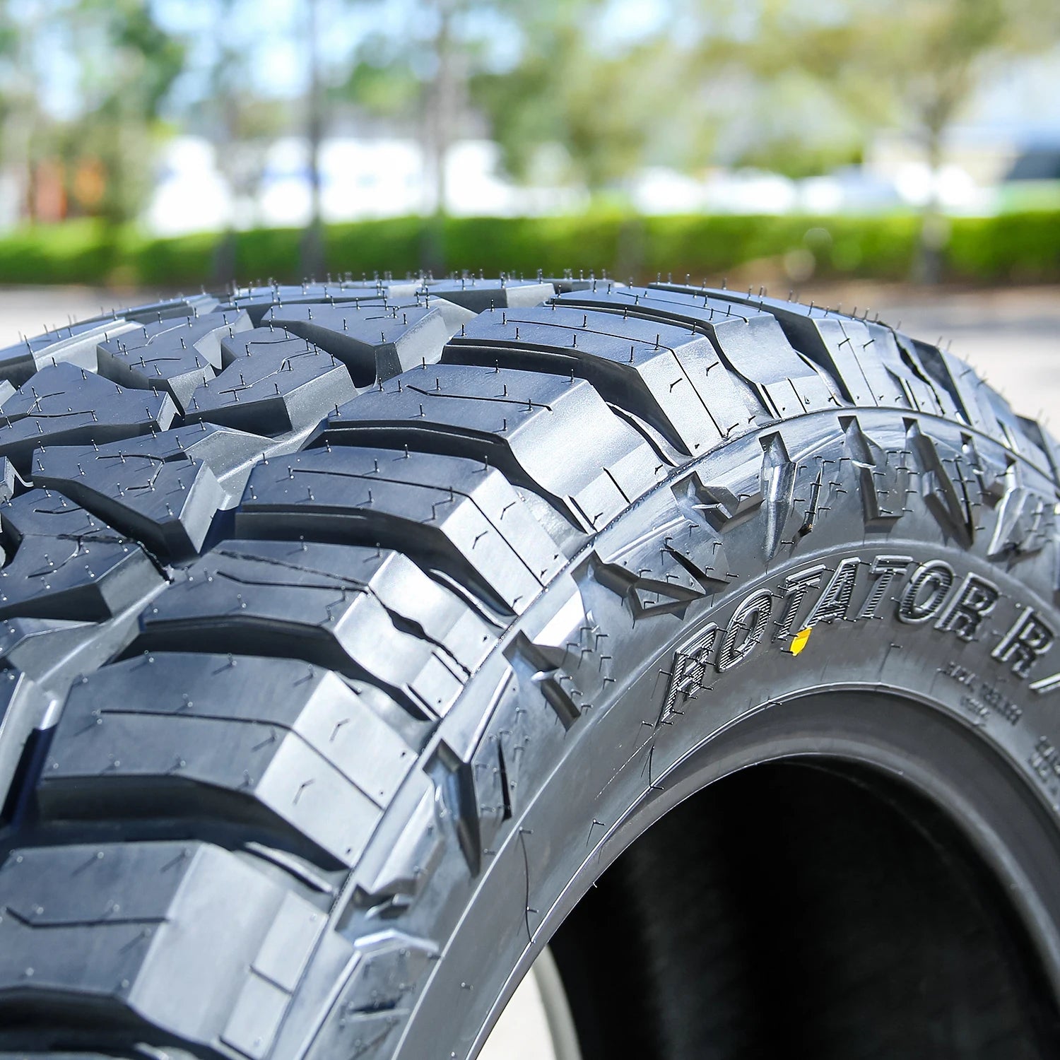 Tire Evoluxx Rotator R/T LT 37X13.50R20 Load F 12 Ply RT Rugged Terrain