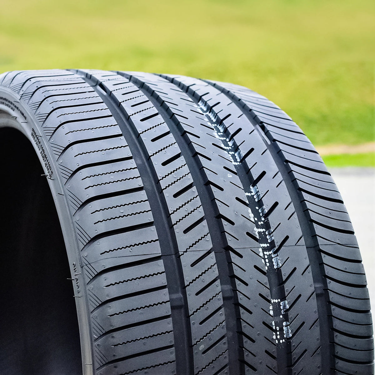 2 Atlas Tire Force UHP 295/25R22 97W XL All Season 50k Mi Warranty UTQG 520AAA